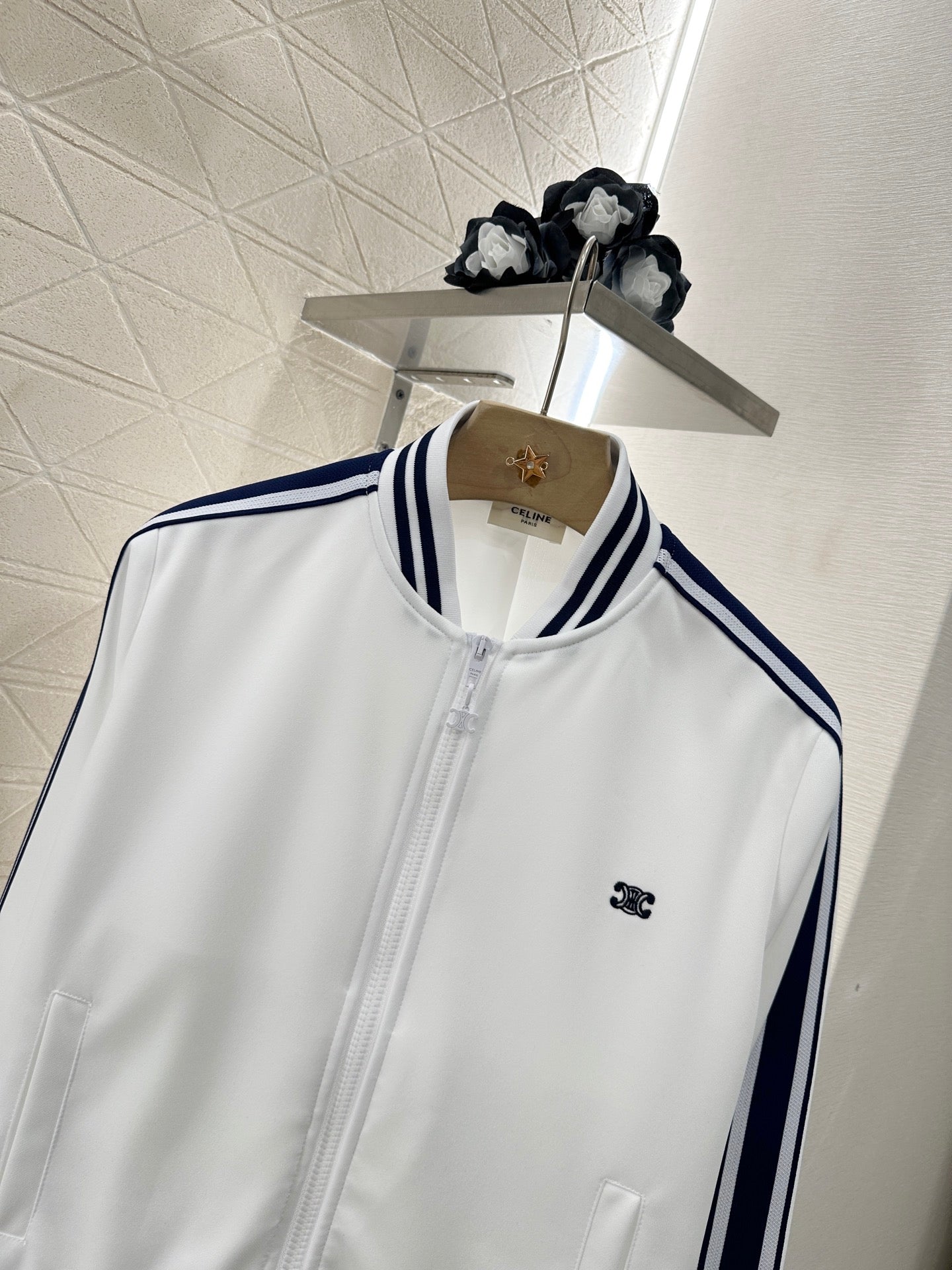 2025 new product Embroidered jacket and shorts set