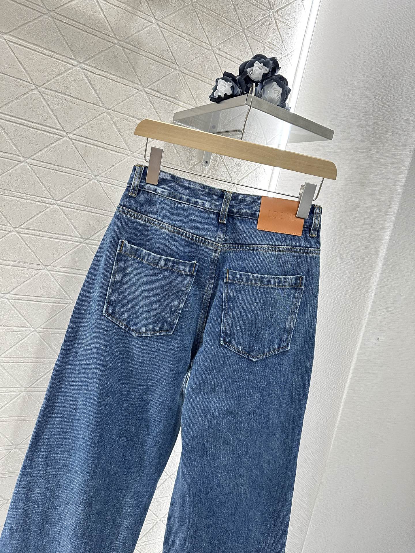 2025 new products Jeans