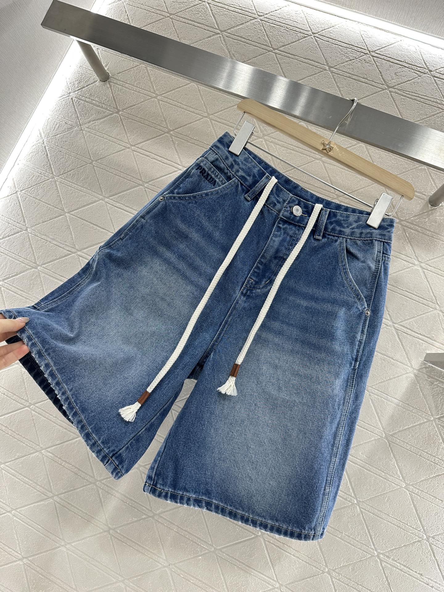 P*♥2025 new products Denim shorts