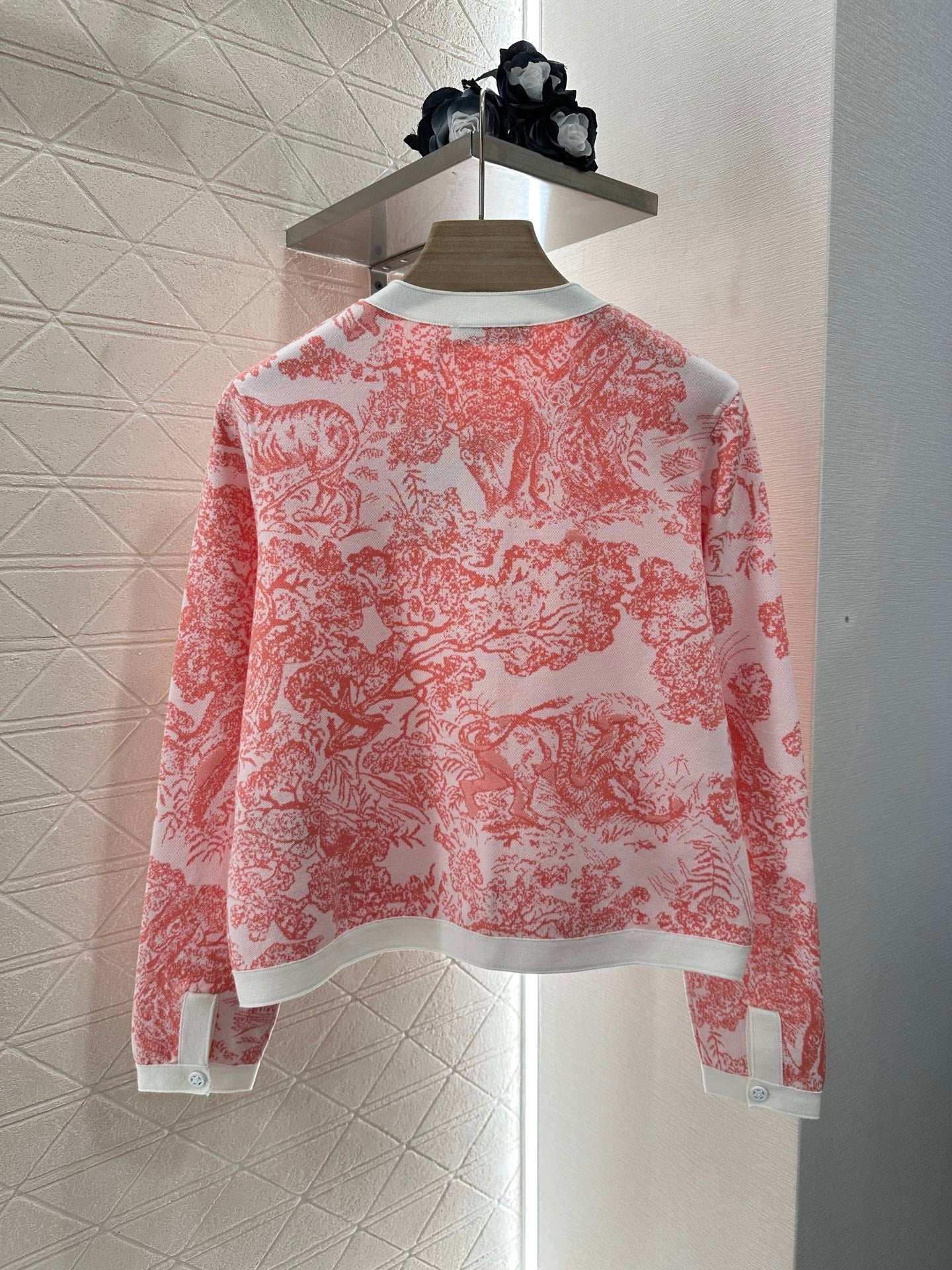 2025 new product Jacquard knitted cardigan