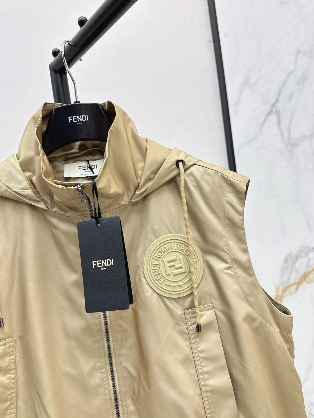 25ss sleeveless jacket
