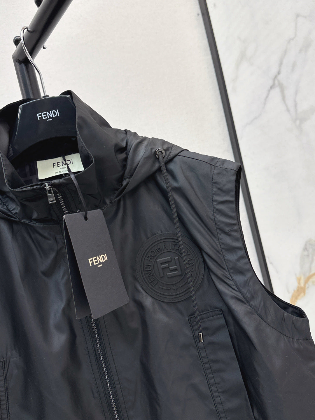 25ss sleeveless jacket