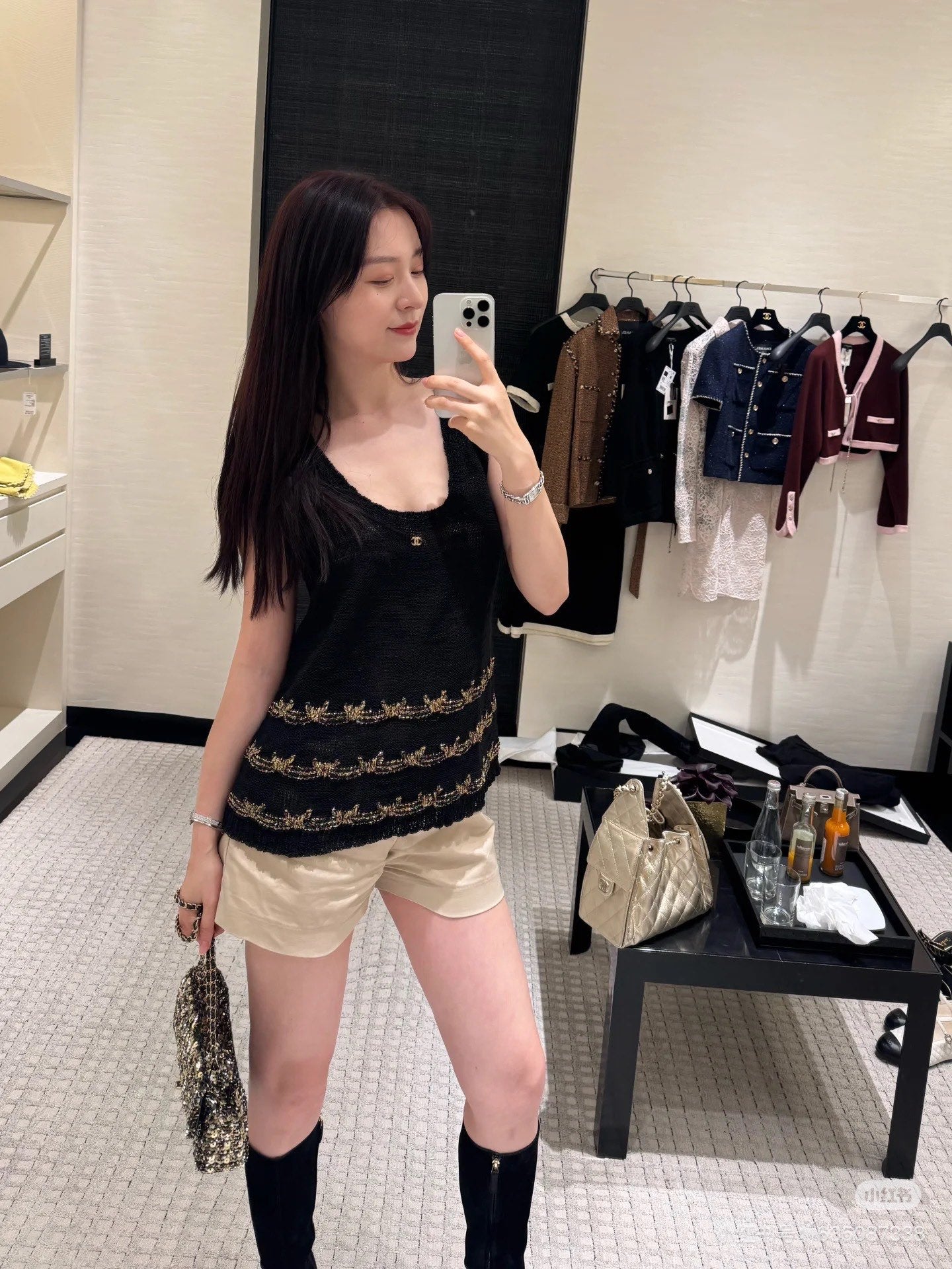 25 new product Embroidered knitted vest