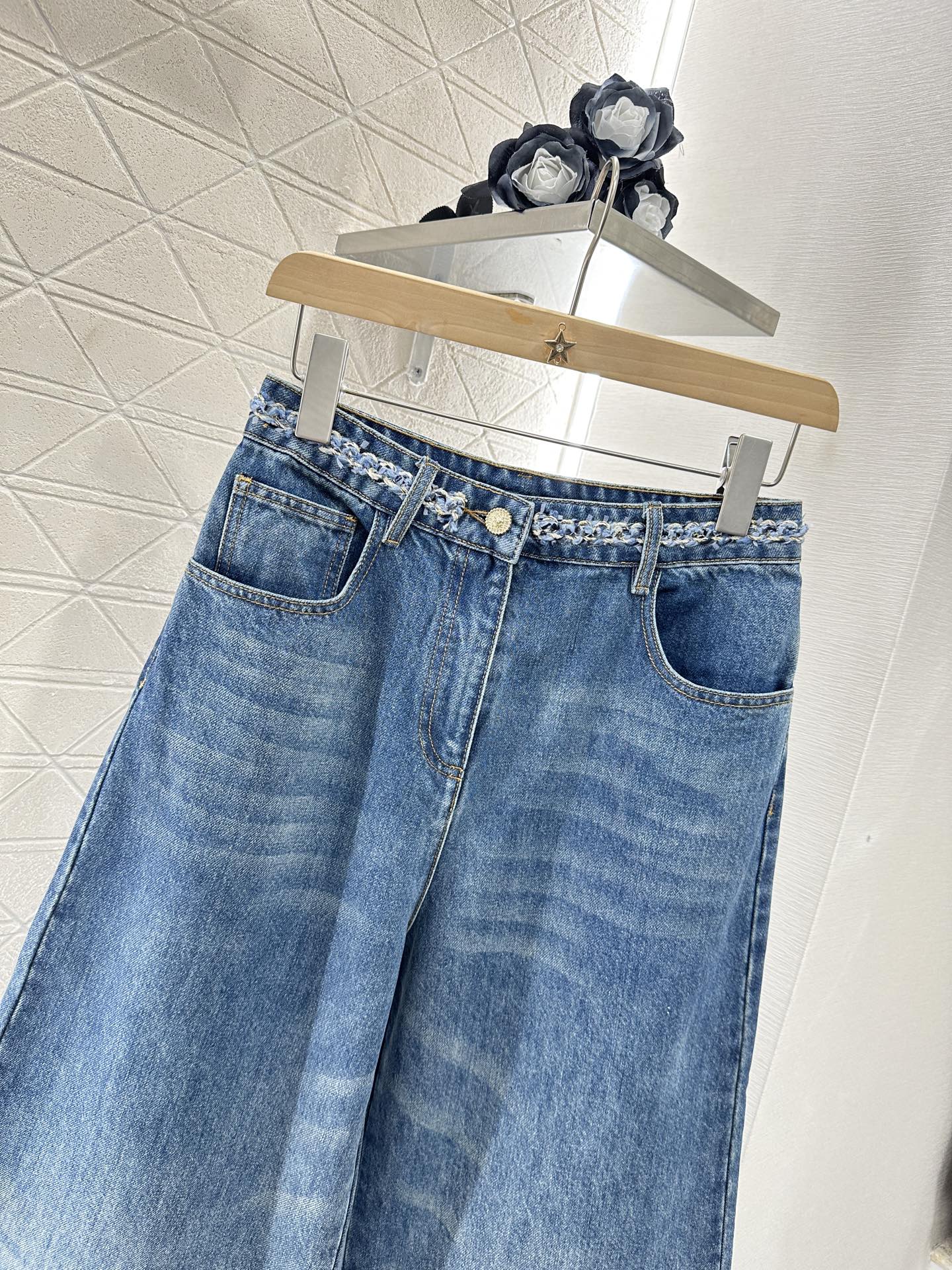 C 2025 new product Denim cropped pants