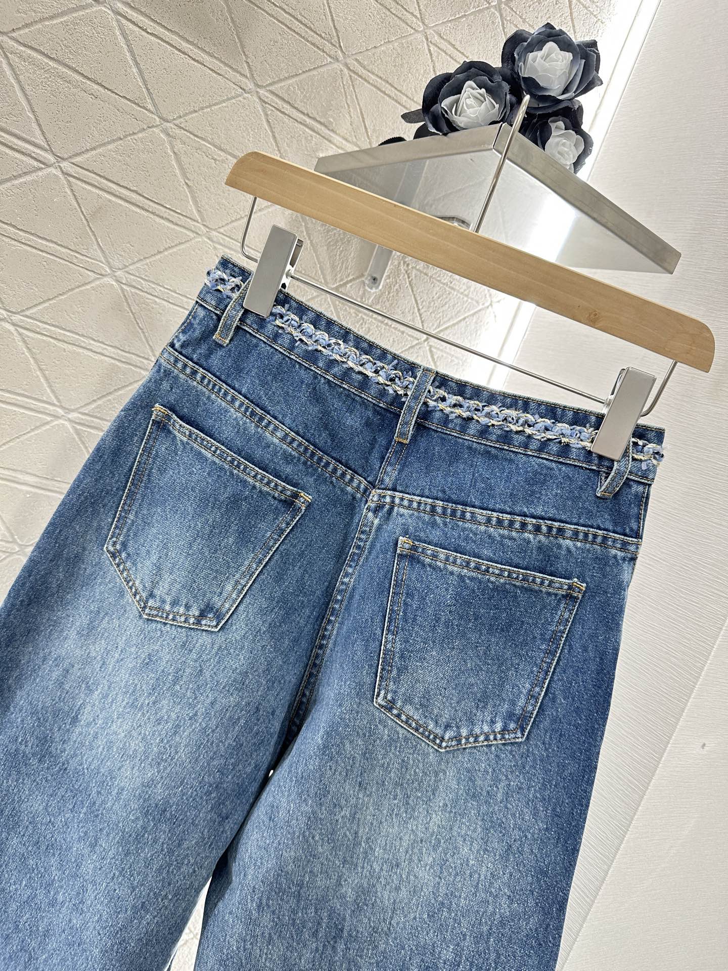 C 2025 new product Denim cropped pants