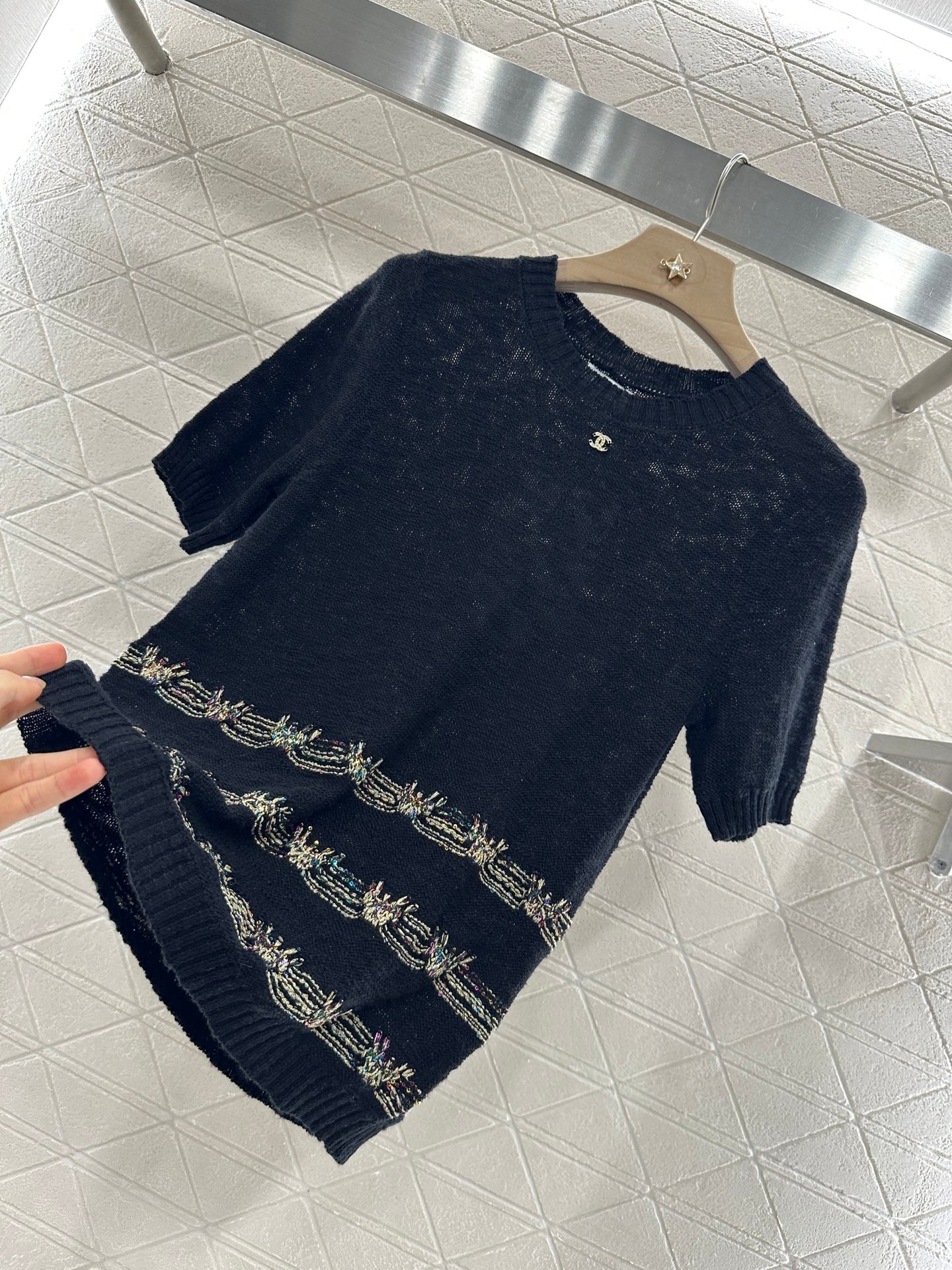 2025 new product Embroidered knitted short sleeves