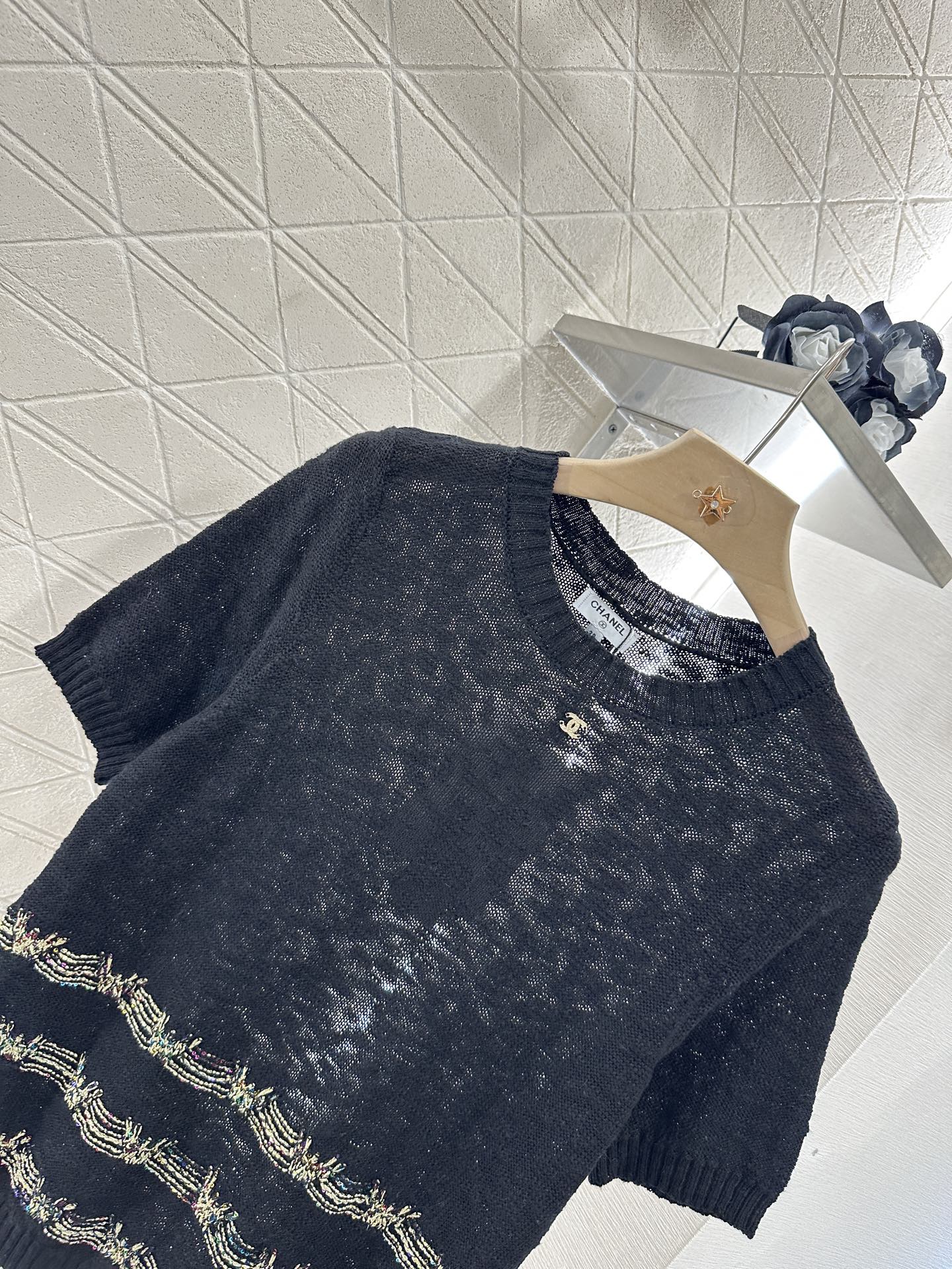 2025 new product Embroidered knitted short sleeves