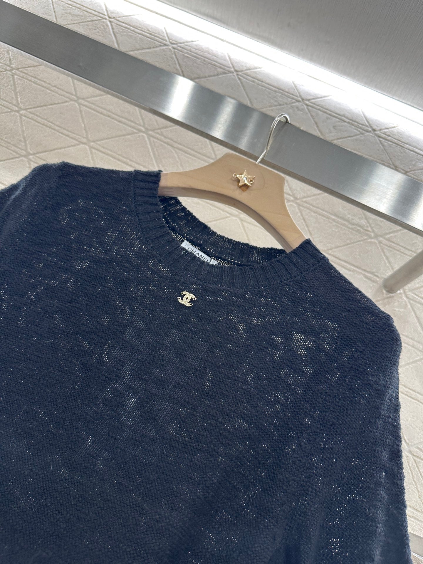 2025 new product Embroidered knitted short sleeves
