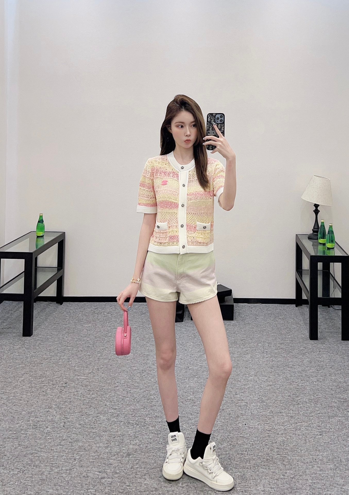 25 new product Hollow knitted cardigan