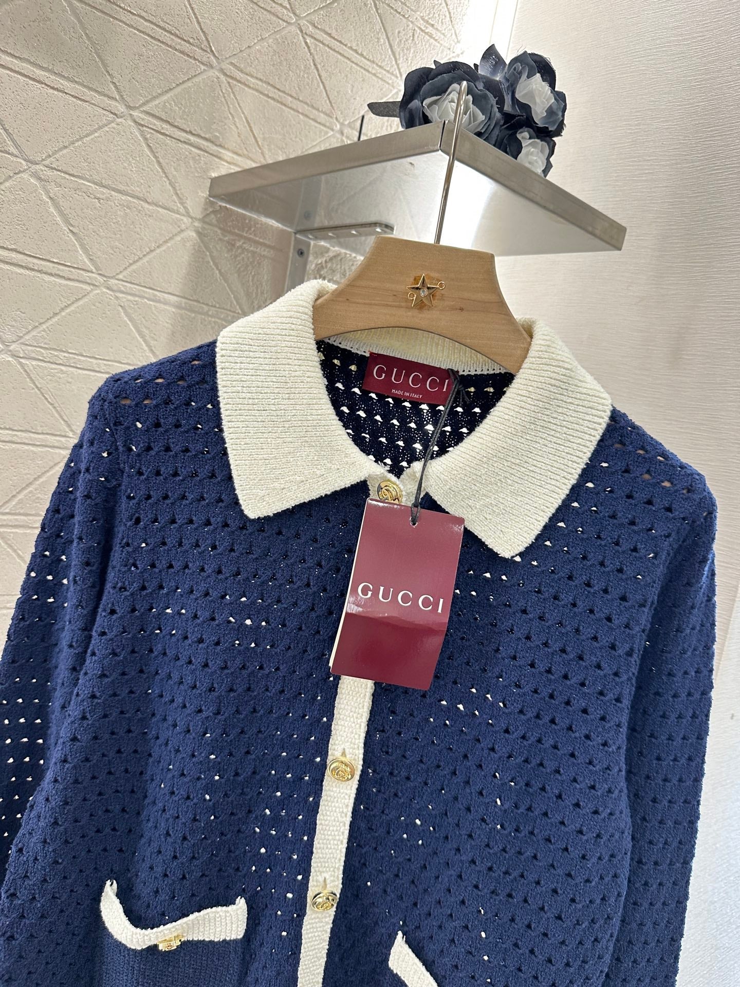 25 new product Hollow knitted cardigan