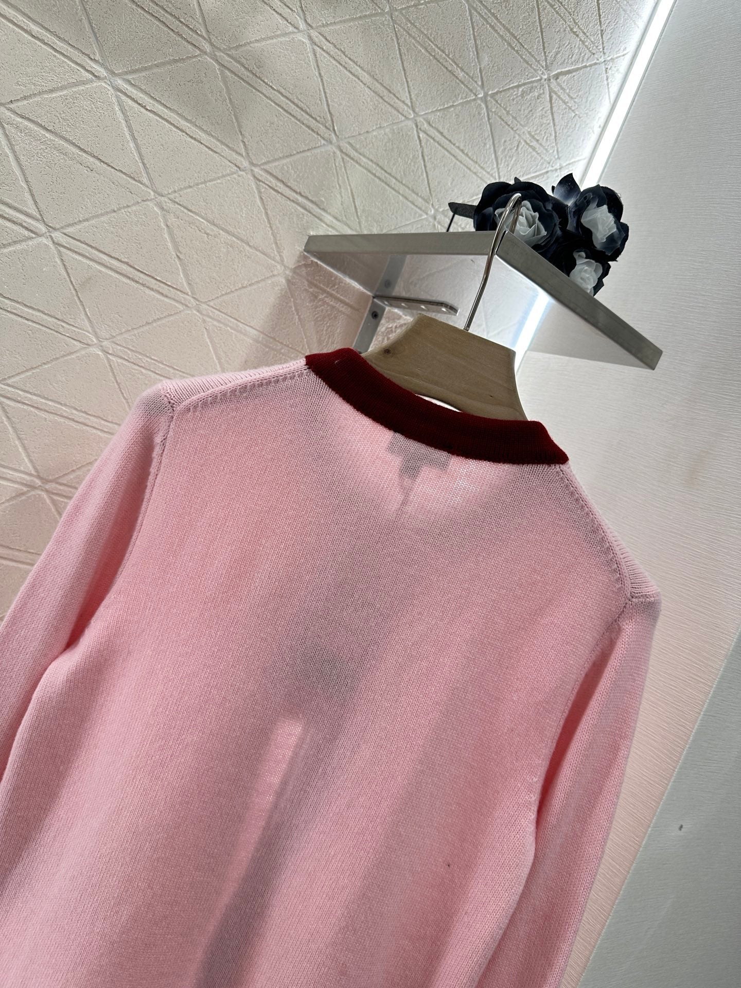 25 new products Knitted cardigan