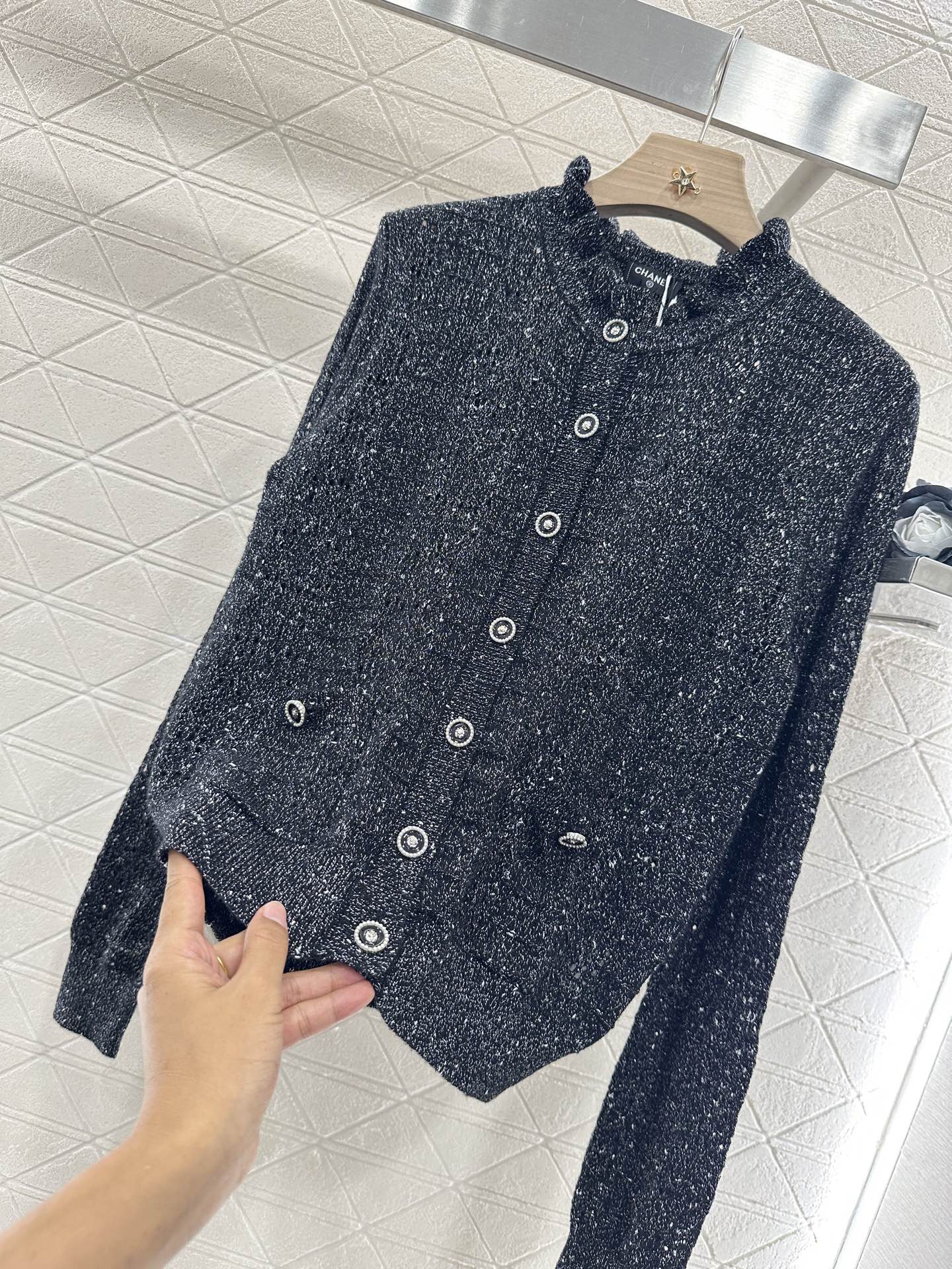 25 new products Knitted cardigan