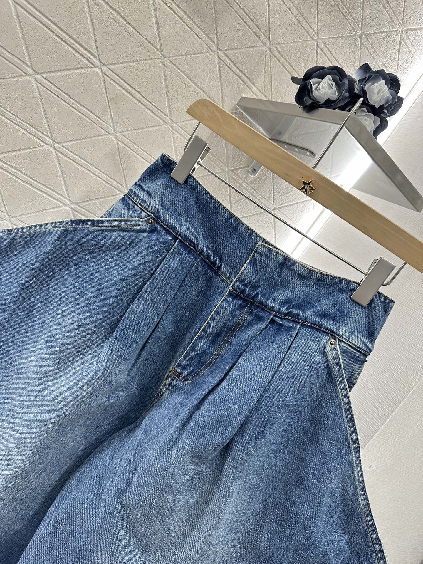 2025 new product Super cool denim cropped pants