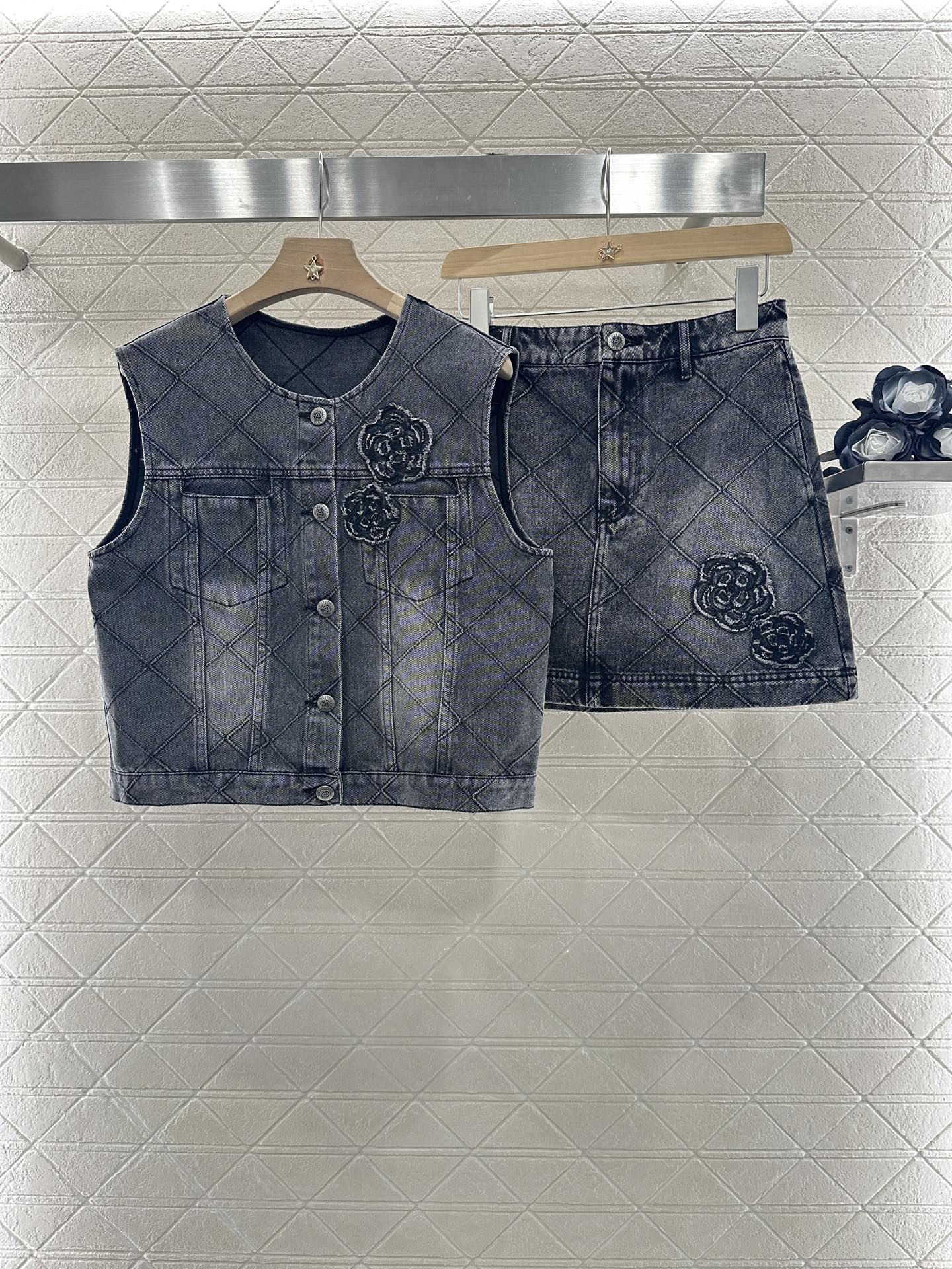 2025 new products Denim vest and short skirt set