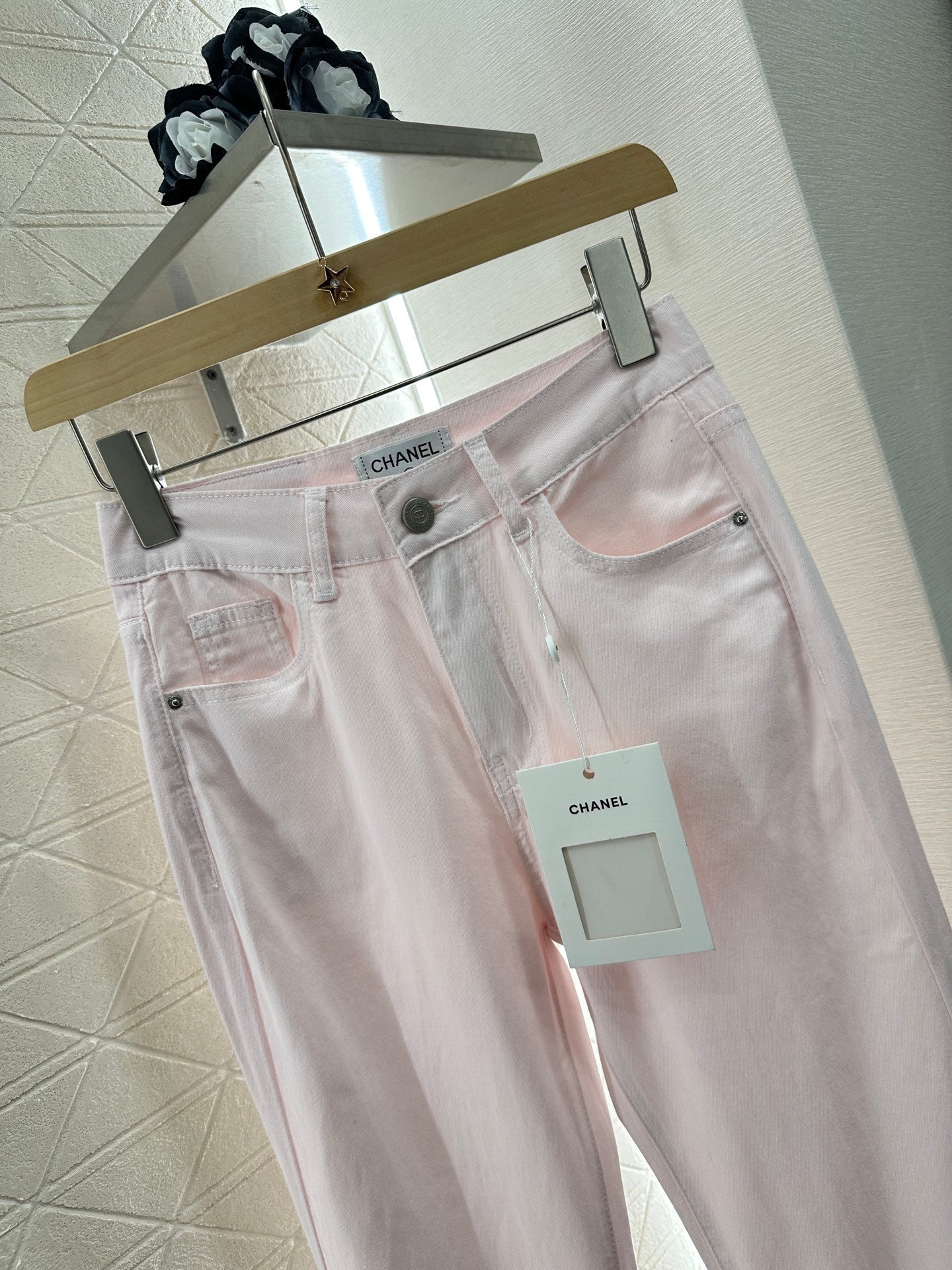 2025 new product Hollow embroidered jeans