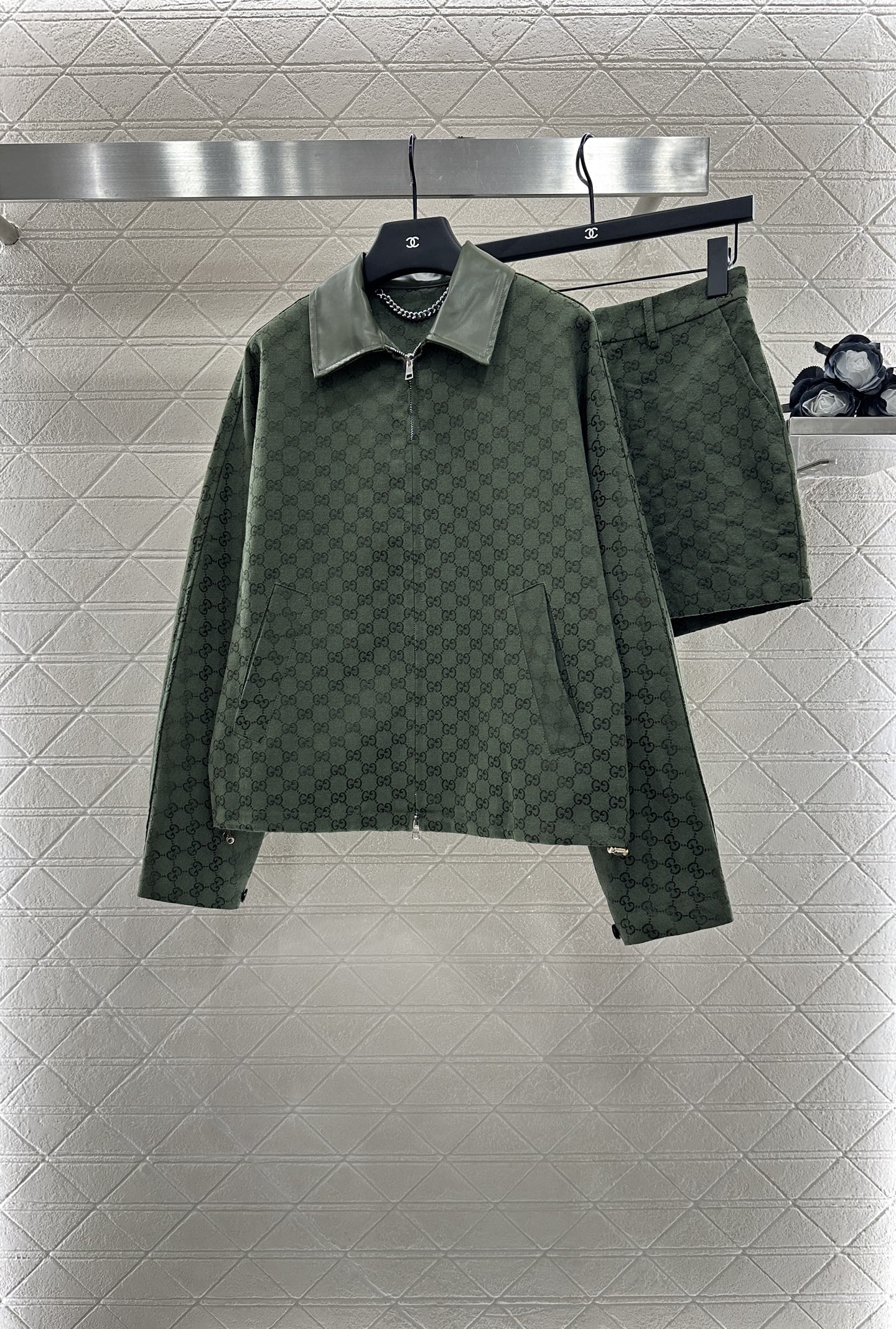 2025 new products Zipper jacket, coat and shorts set