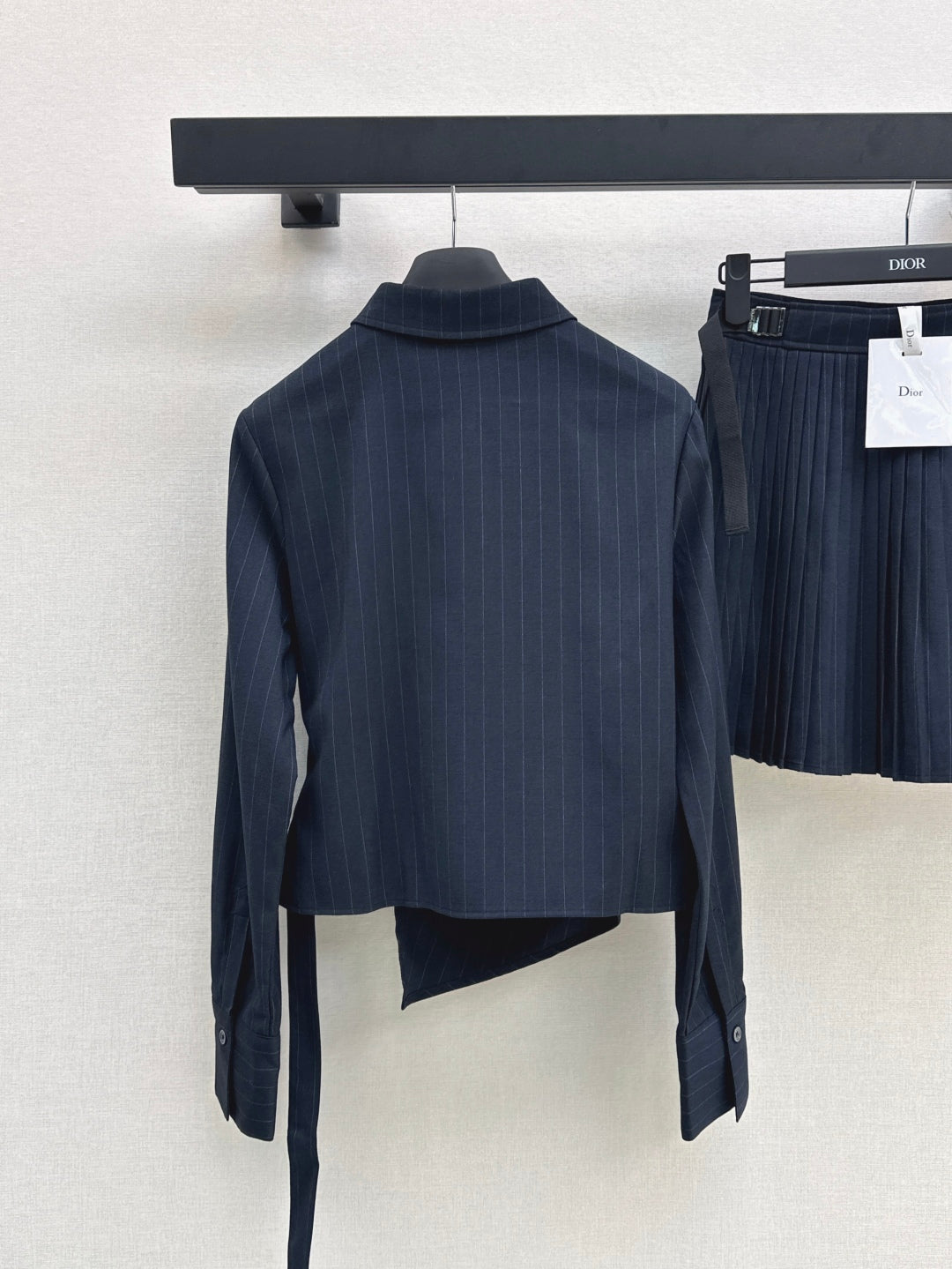25fw pleated suit