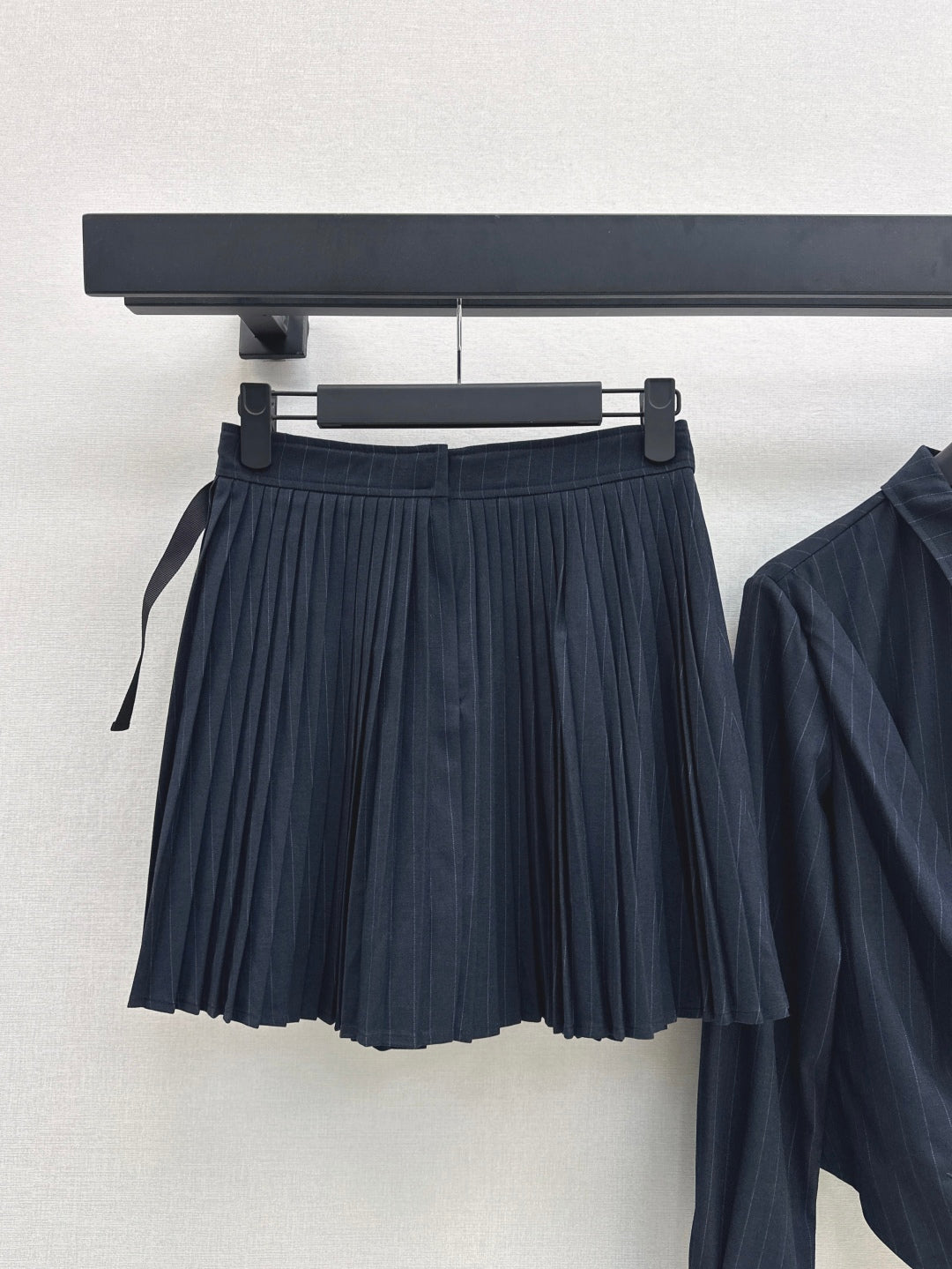 25fw pleated suit