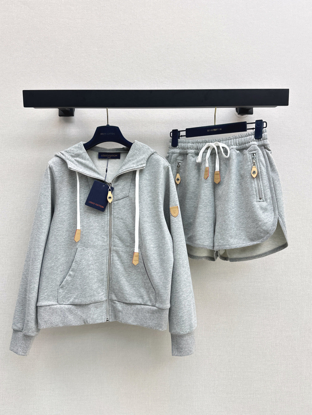 25fw hoodie short set