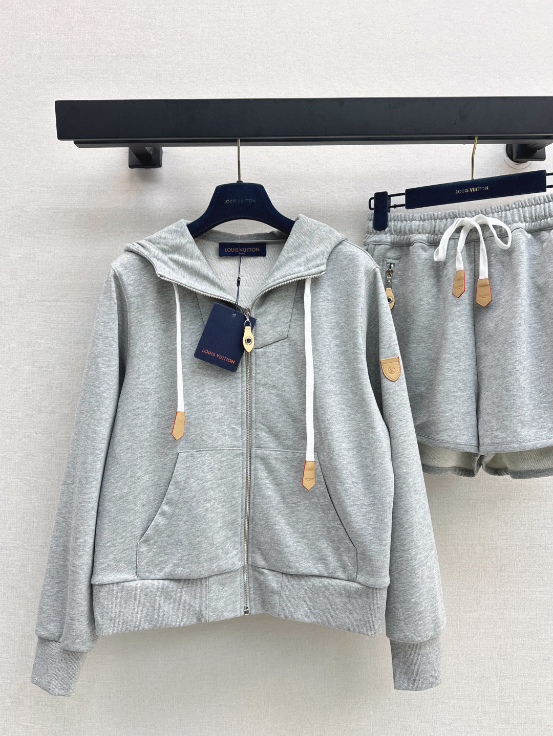 25fw hoodie short set