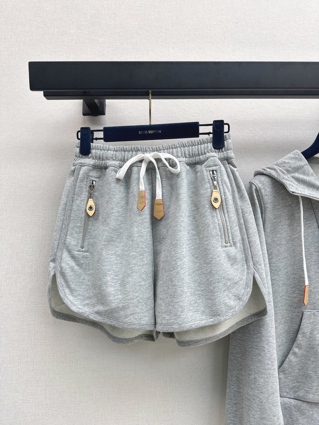 25fw hoodie short set
