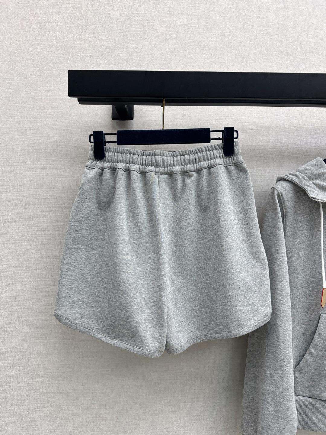 25fw hoodie short set