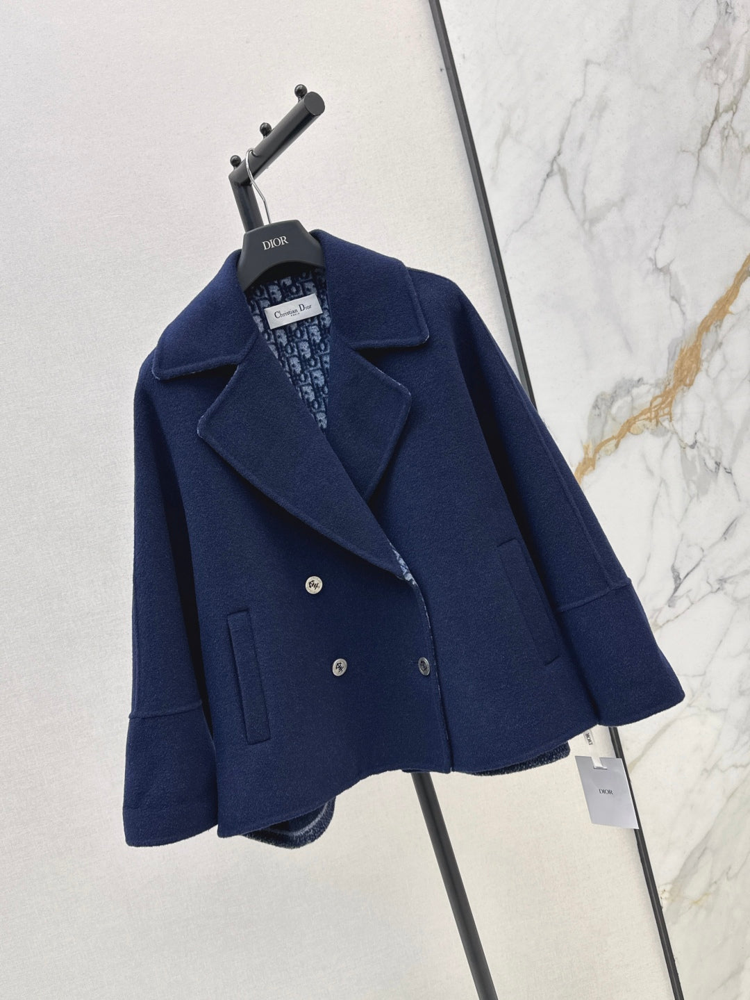 25fw reversible coat