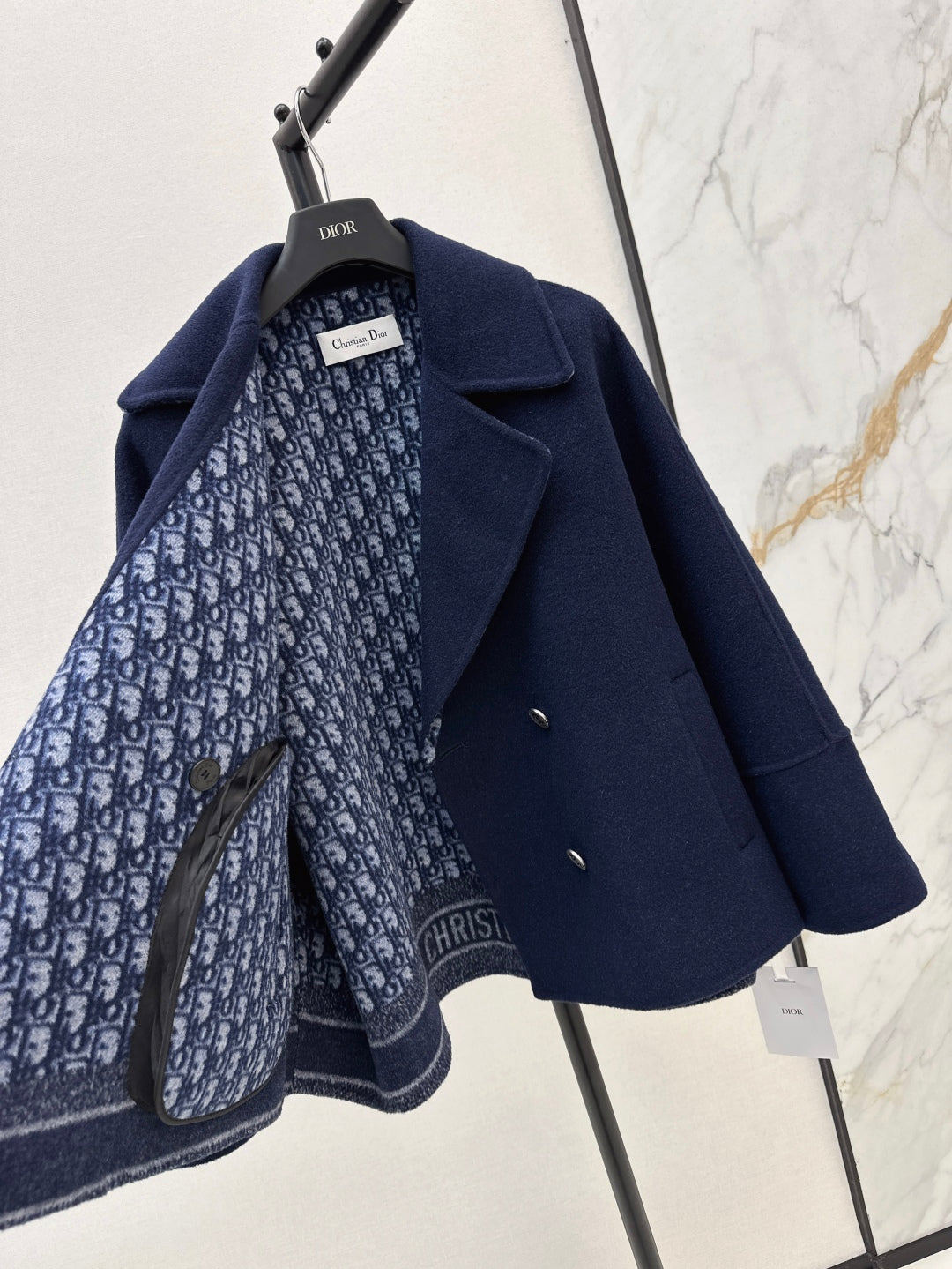 25fw reversible coat