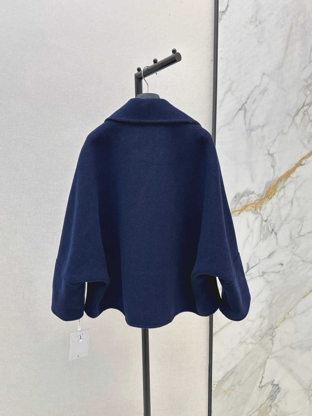 25fw reversible coat