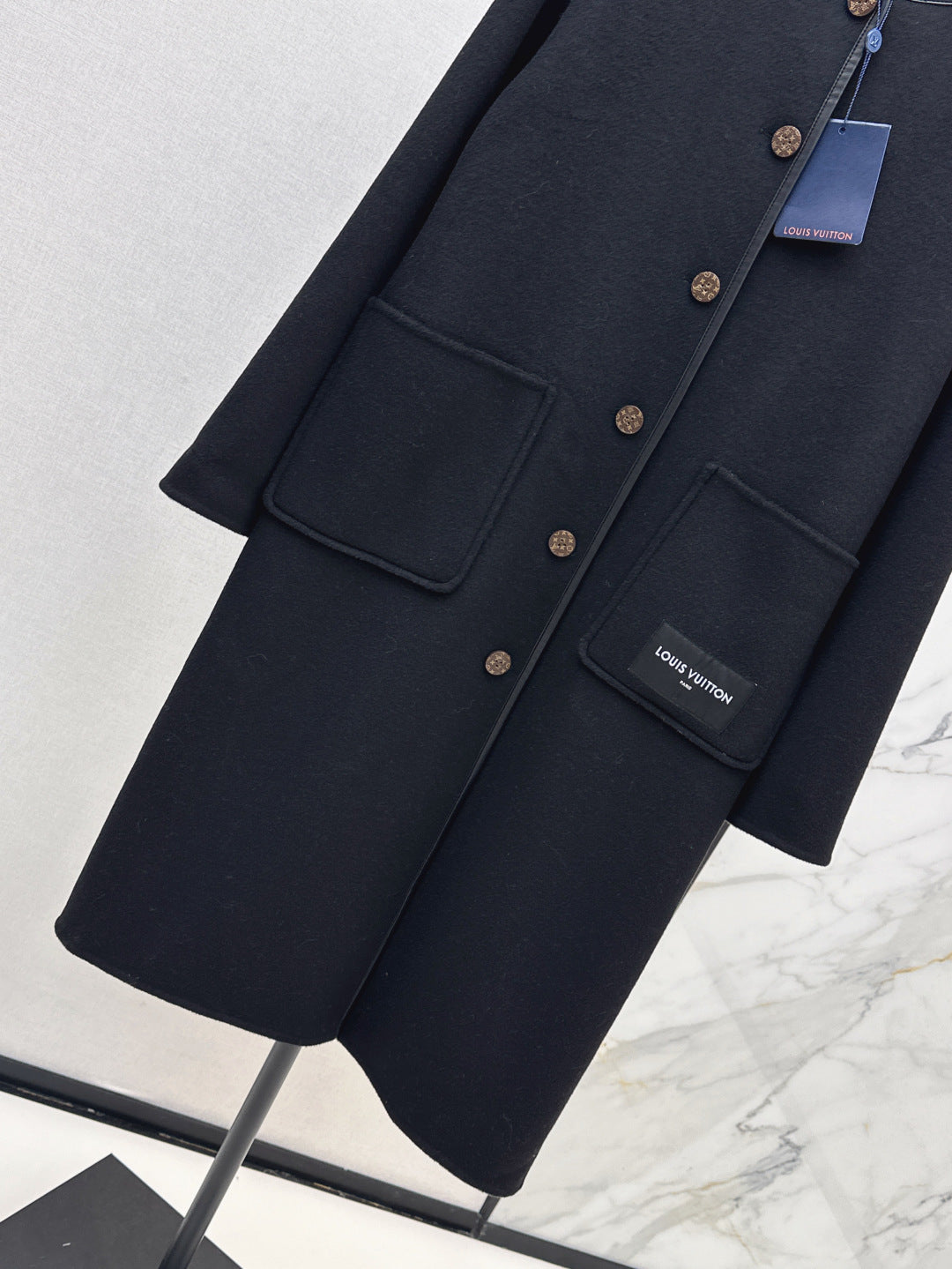 25fw reversible coat