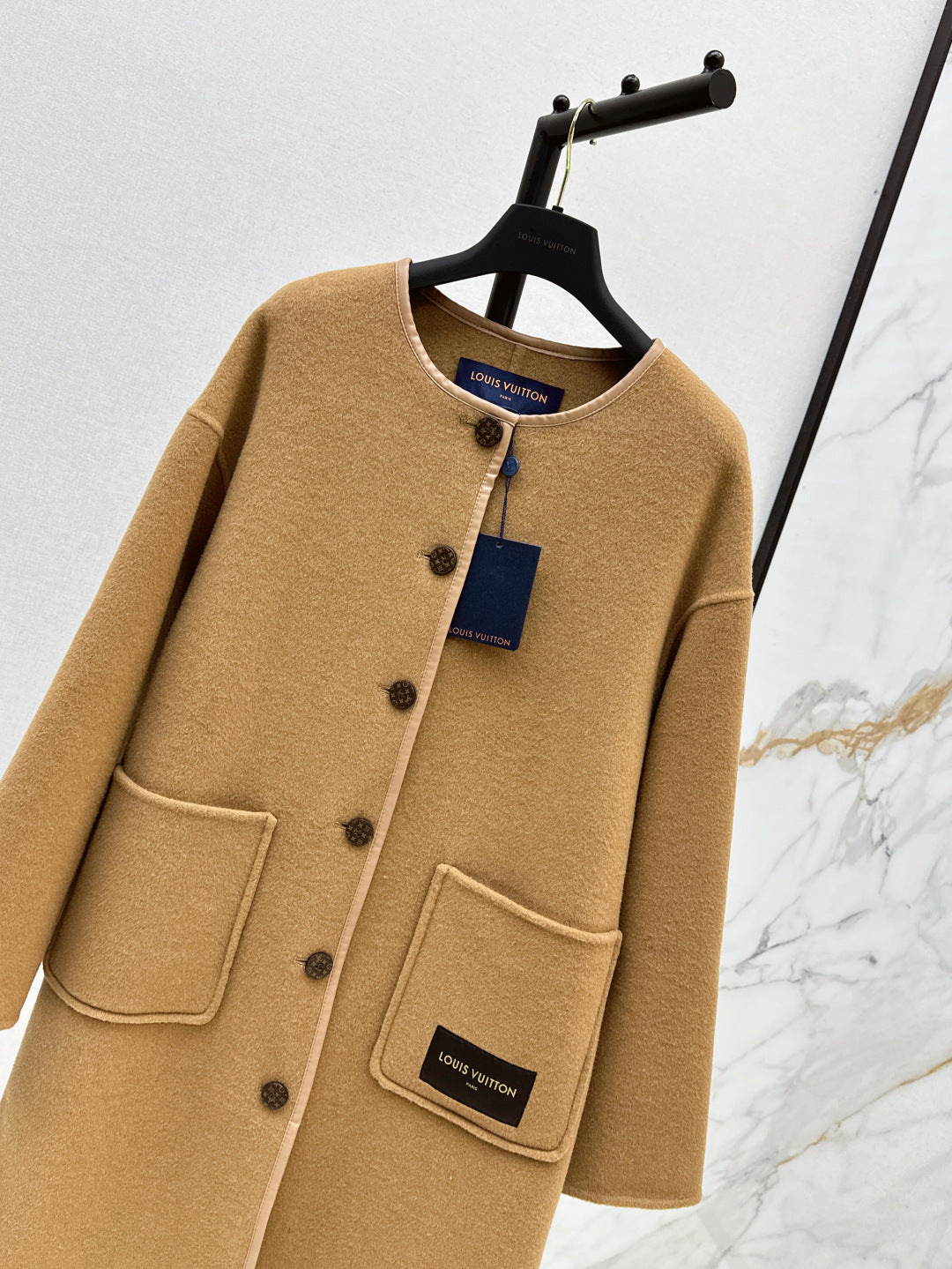 25fw reversible coat
