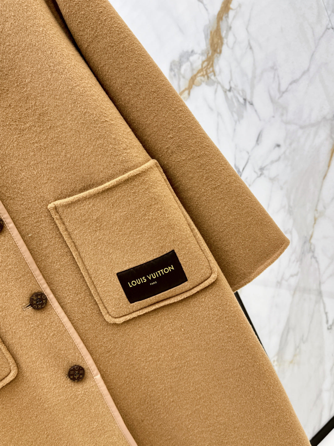 25fw reversible coat