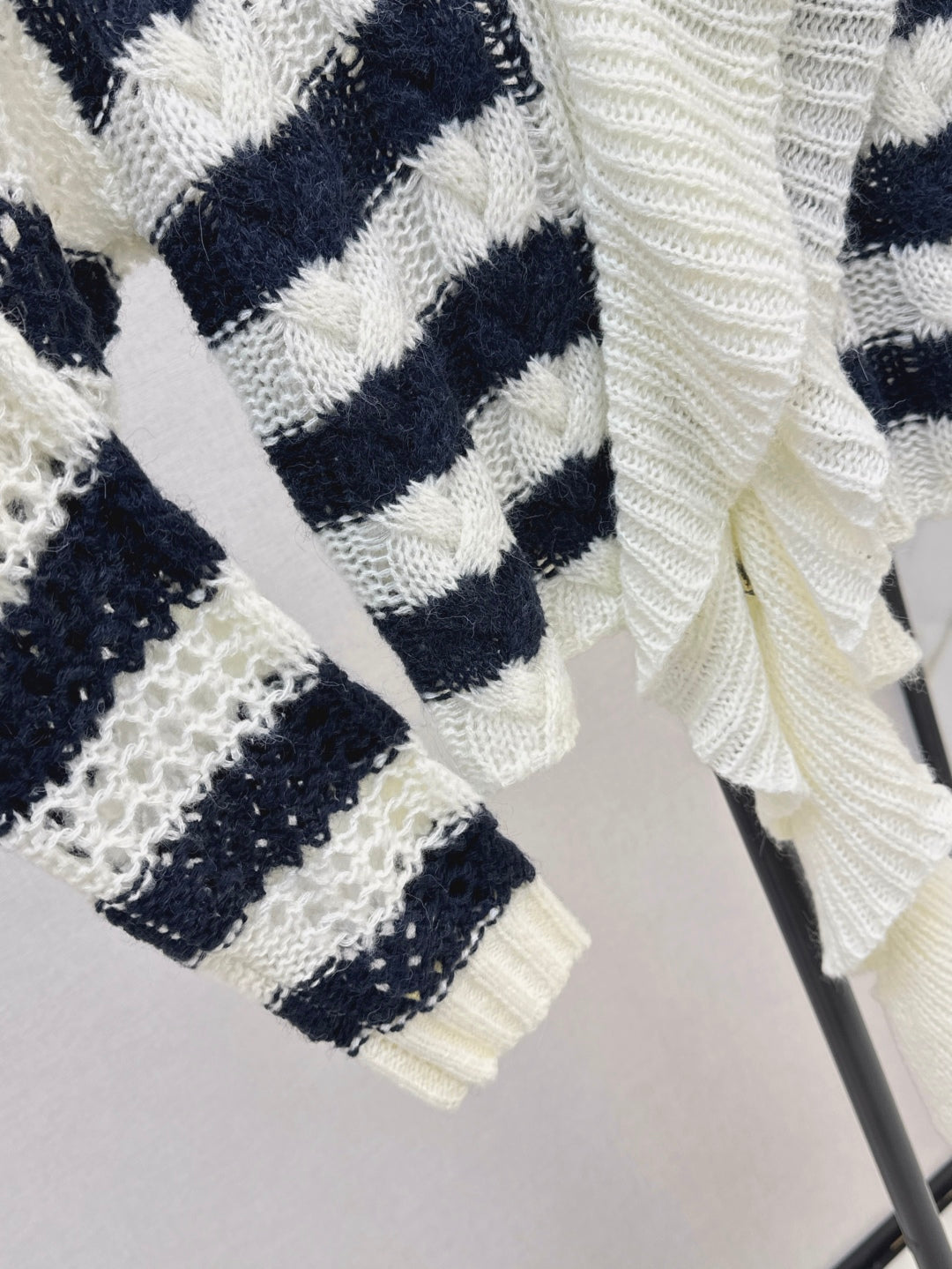 D 25fw knitted sweater