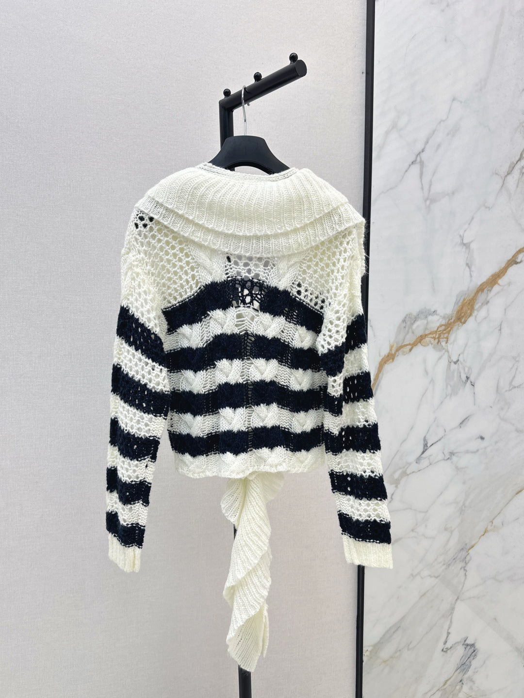 D 25fw knitted sweater