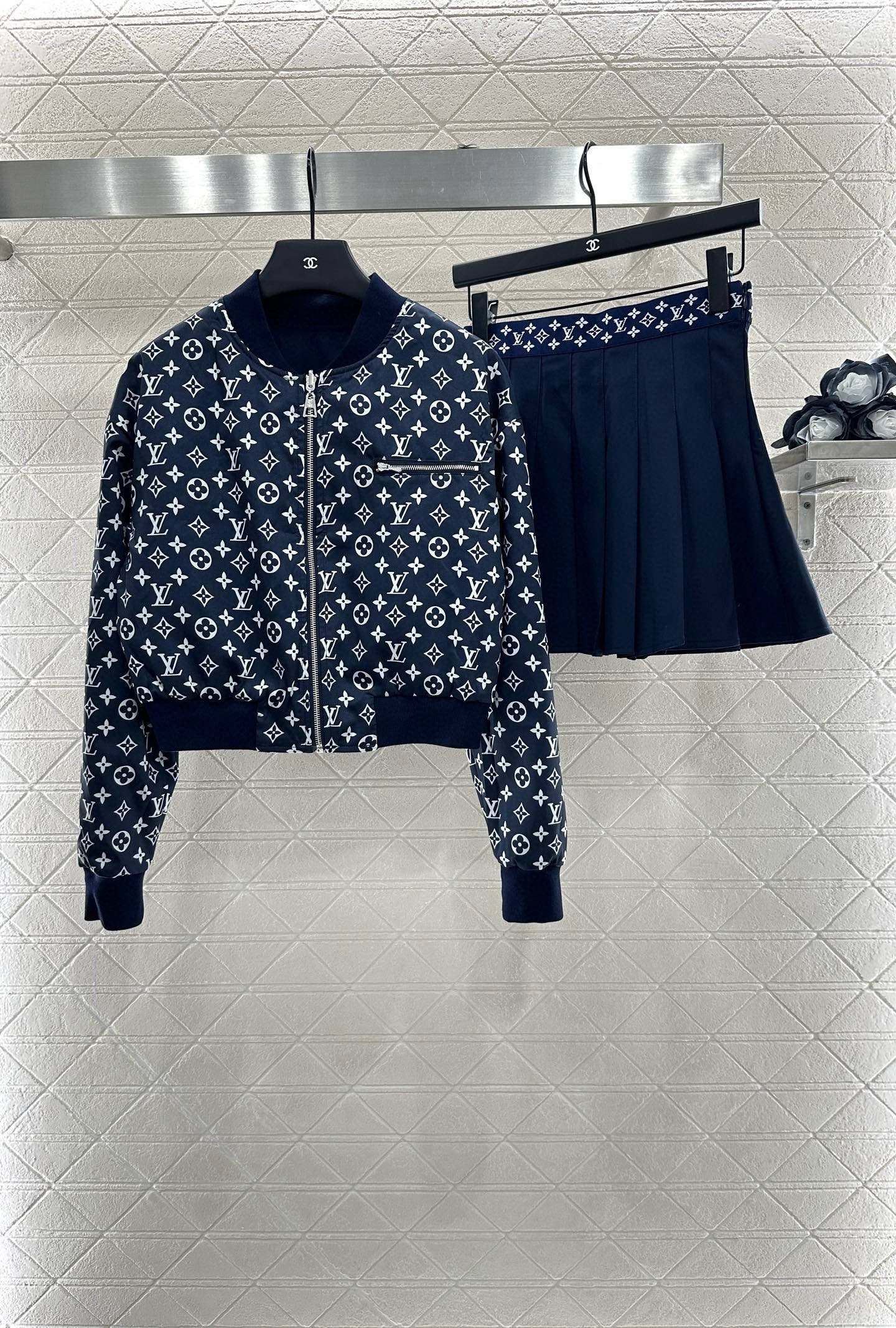 2025 New Arrivals Reversible Jacket and Skirt Set