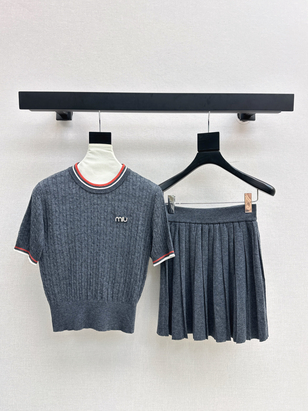 25fw knitted suit