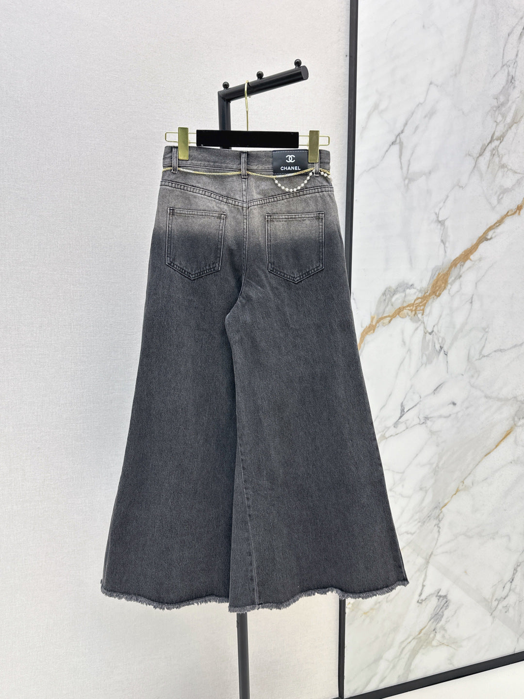 25fw flared jeans