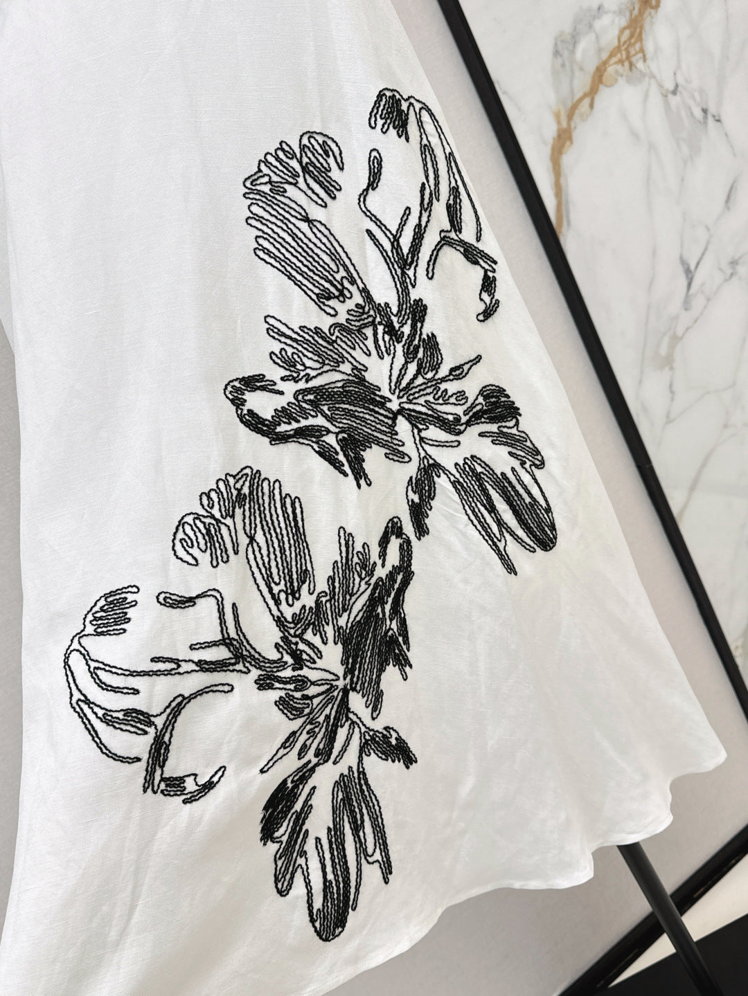 25ss embroidered skirt