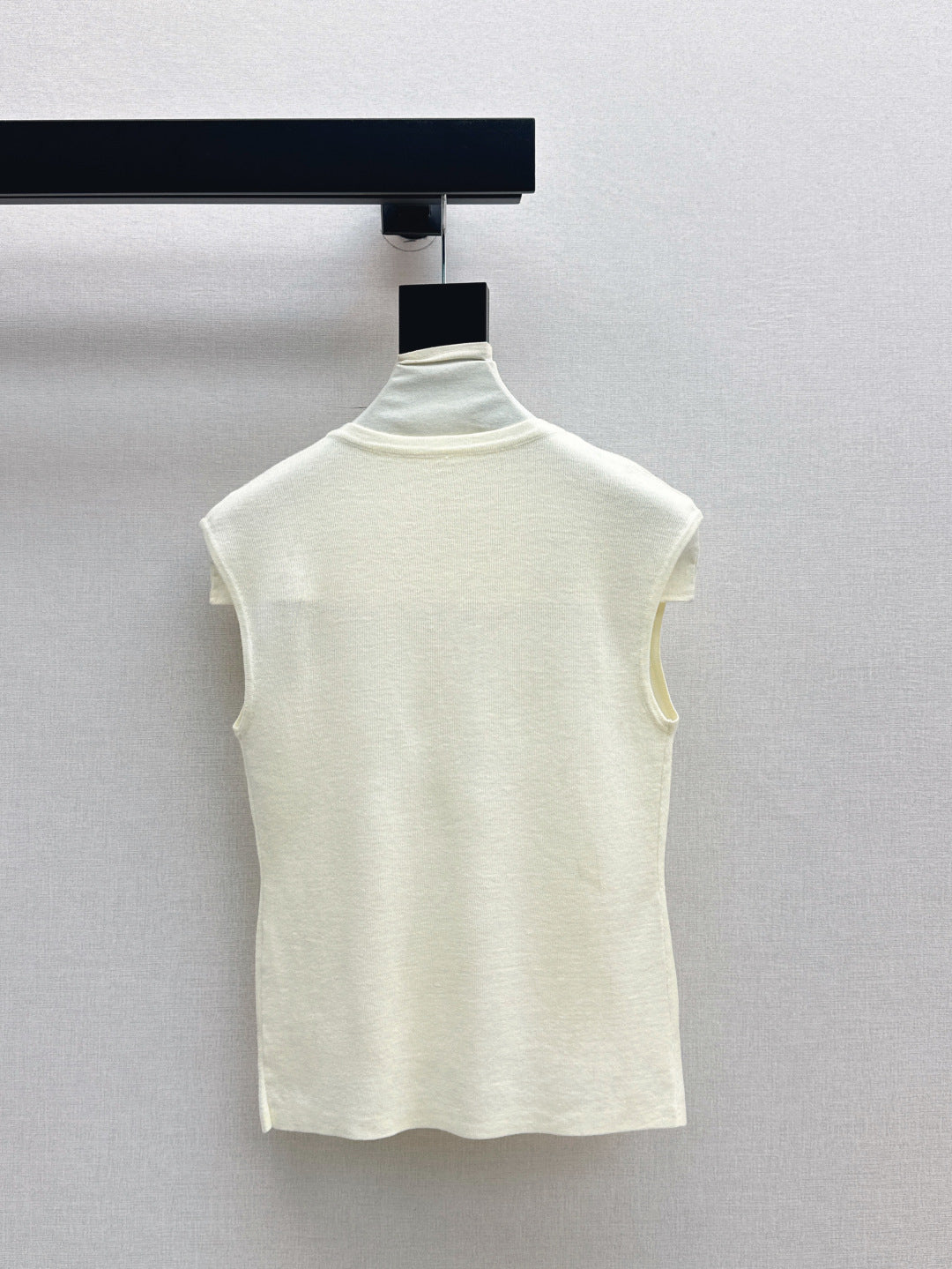 25fw v-neck vest