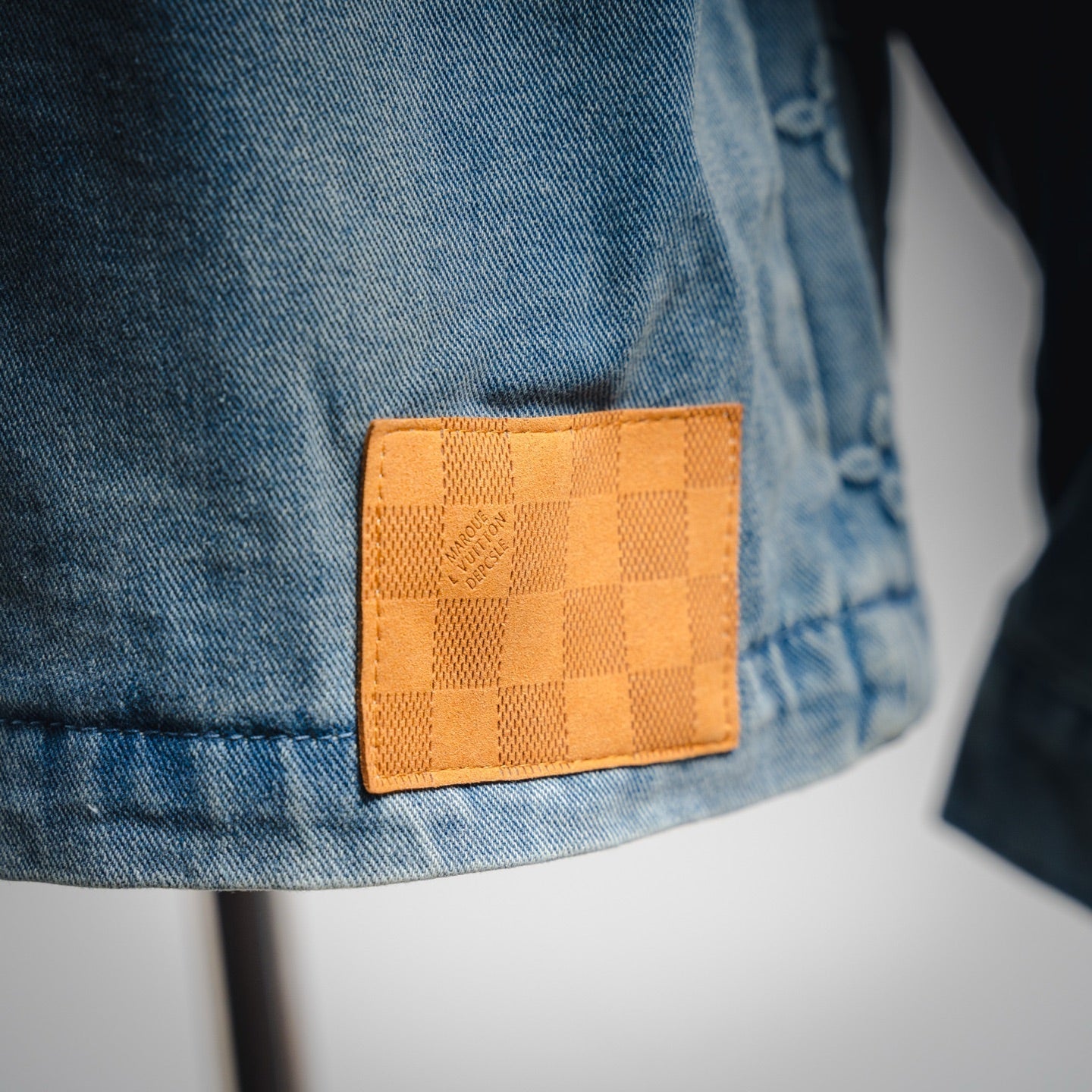 25ss embossed jacket