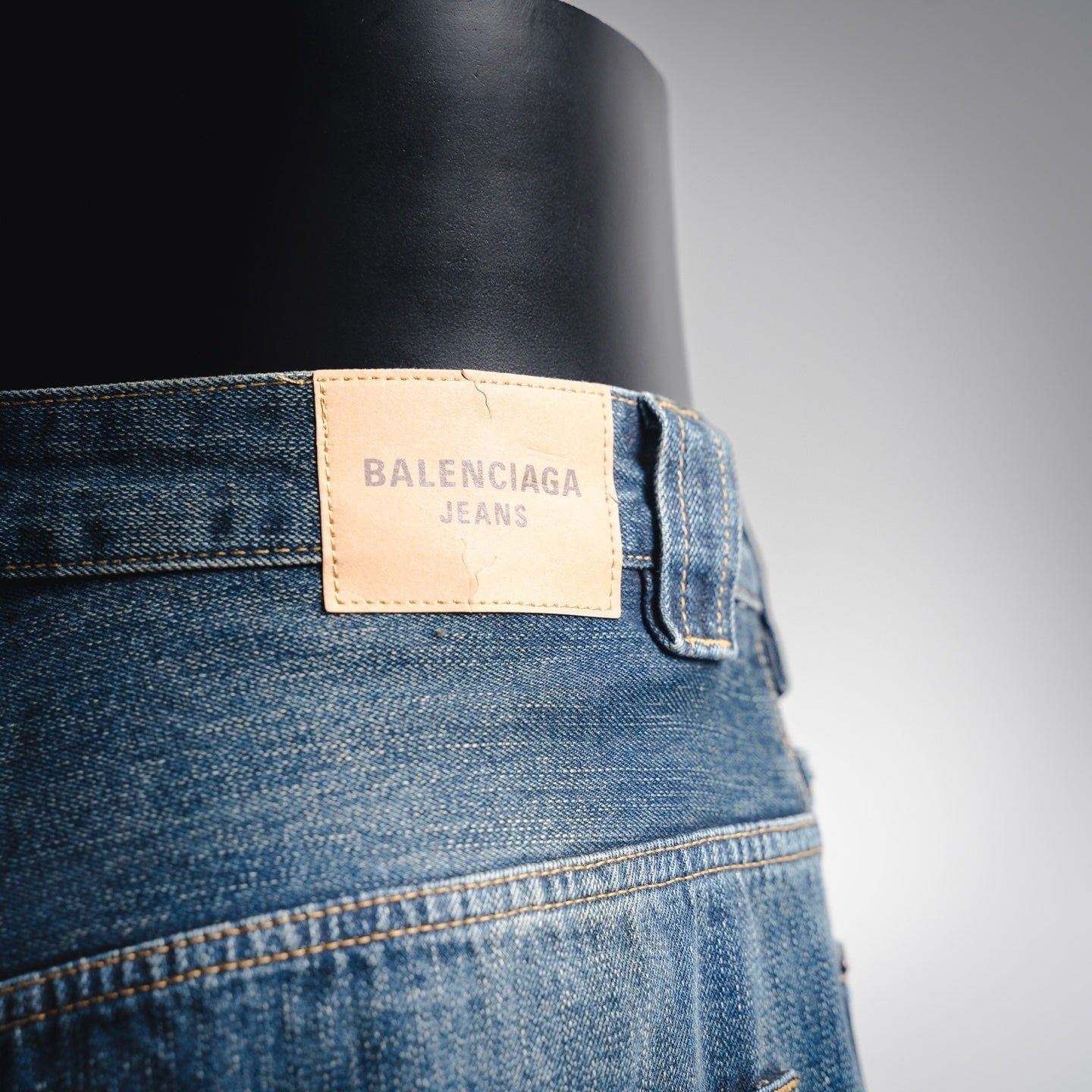 25fw embroidered jeans