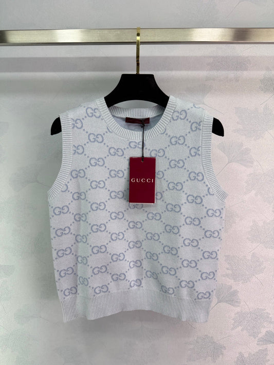 25 Spring and summer new knitted round neck undershirt
