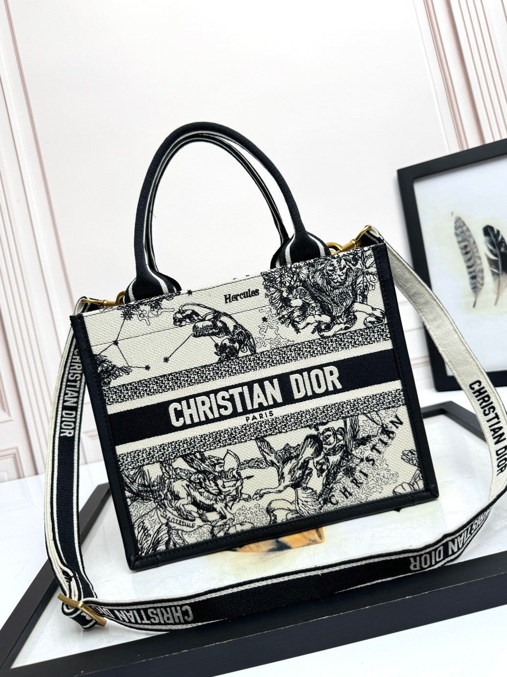 25 Embroidered Cowhide White Animal Small Crossbody Tote Bag