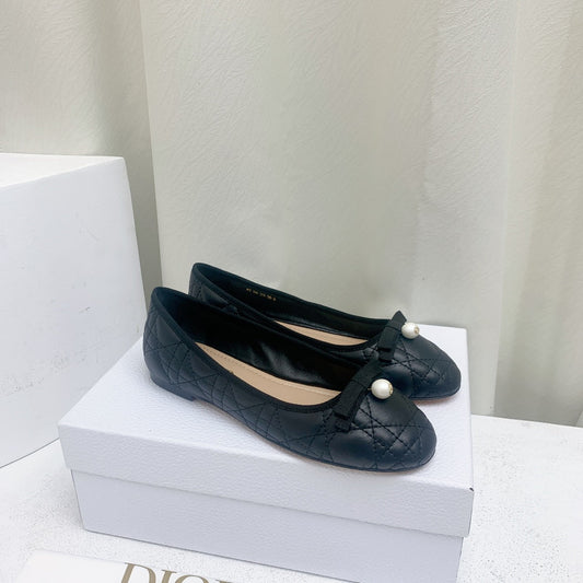 BALLET FLAT BLACK MOP FRONT