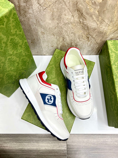 G Man and woman Low Top Sneakers