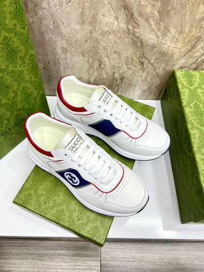 G Man and woman Low Top Sneakers