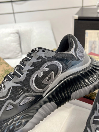 G Low Top casual shoes