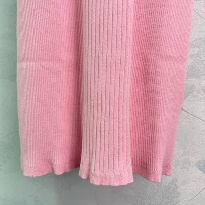 25 Slim knit vest skirt