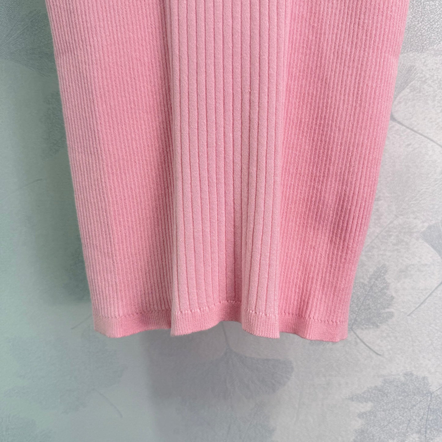 25 Slim knit vest