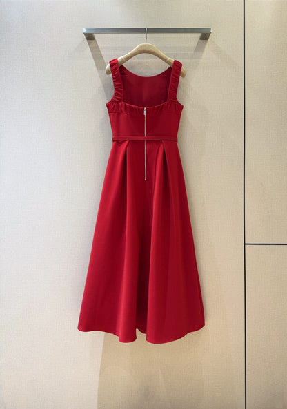 25 French Minimalist Ruffled Trim Sleeveless Dress